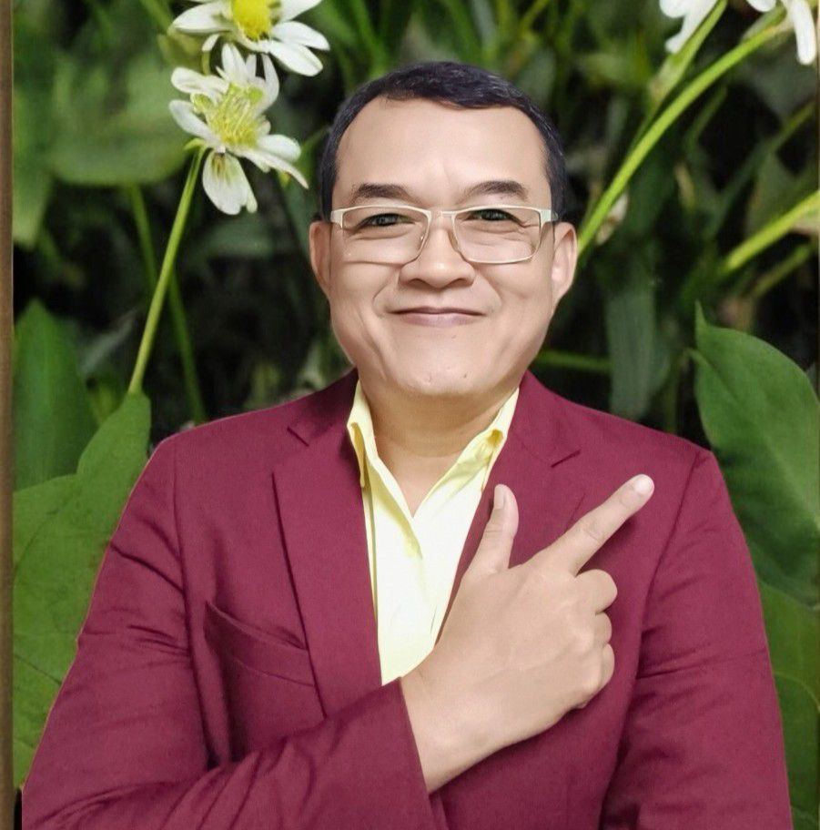 Nawarat (นวรัตน์) P.
